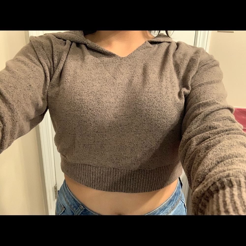 Cropped top